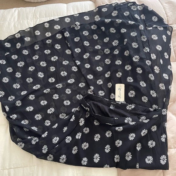 Forever 21 Daisies Sheer Maxi Skirt M - Picture 6 of 12